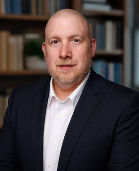 Reinhold Schilling, M.D.R.A.